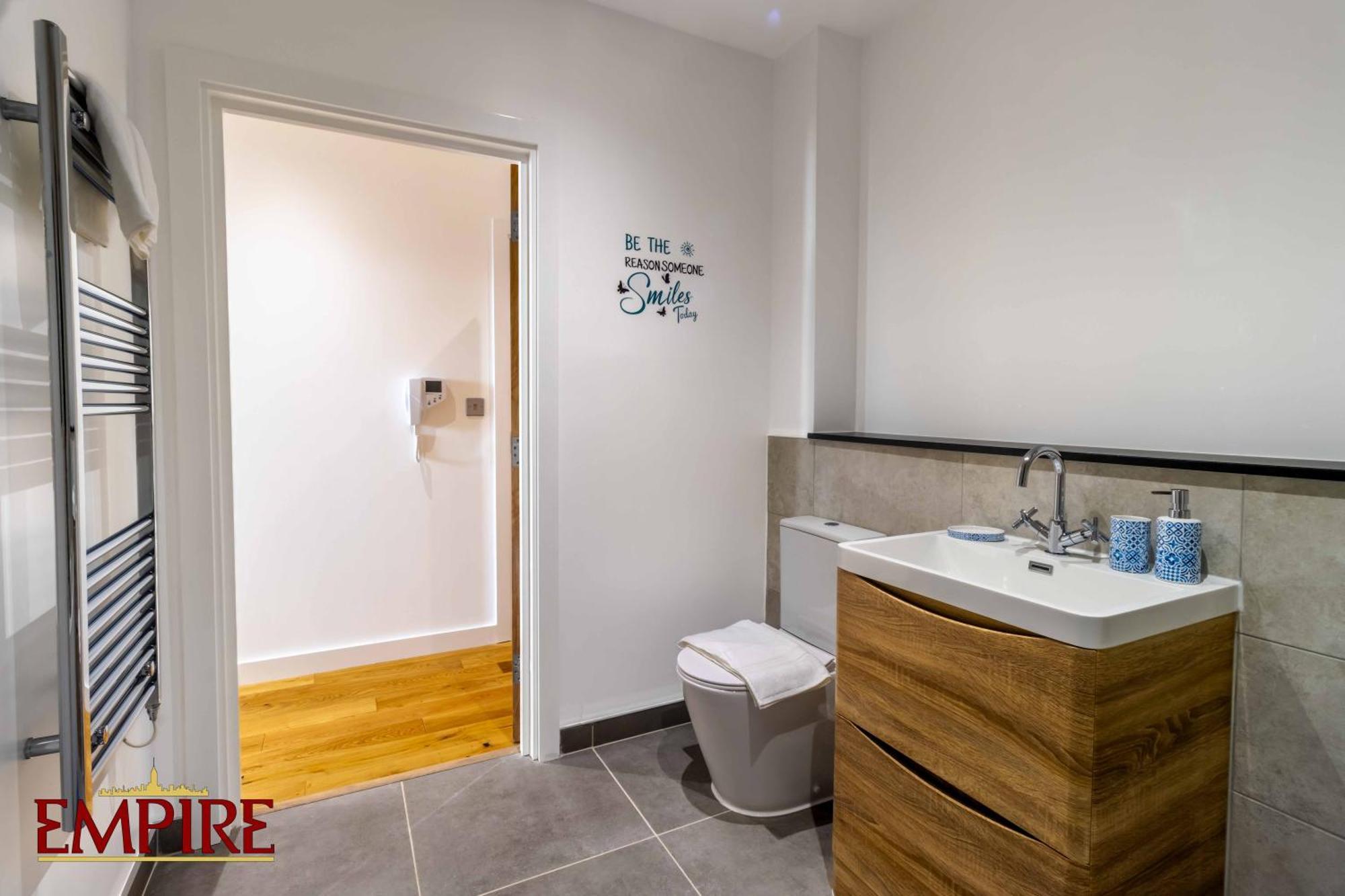 Stunning One Bedroom Duplex Apartment In Heart Of Jewellery Quarter Μπέρμιγχαμ Εξωτερικό φωτογραφία